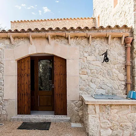 Sa Serra Villa *